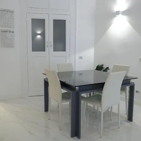 Santacroce8 Apartman *